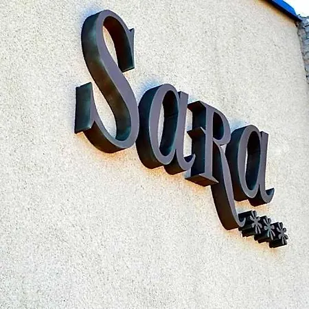 Отель Sara 3*